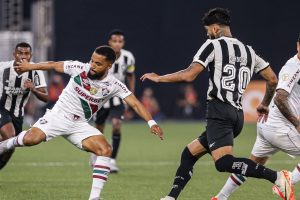 Brasileirão: Nacional transmite duelo entre Fluminense e Botafogo hoje