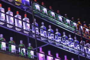 Brasil tem 29 casos confirmados de intoxicação por metanol, diz governo