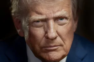 Cantor de 'Danger Zone' exige que Donald Trump tire do ar vídeo de IA com a faixa