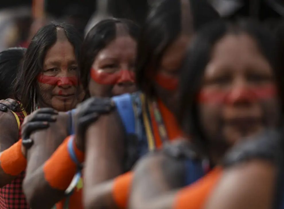 IBGE: 391 etnias indígenas falam 295 línguas no Brasil