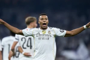 Mbappé chega a 50 gols pelo Real Madrid; só CR7 fez mais rápido