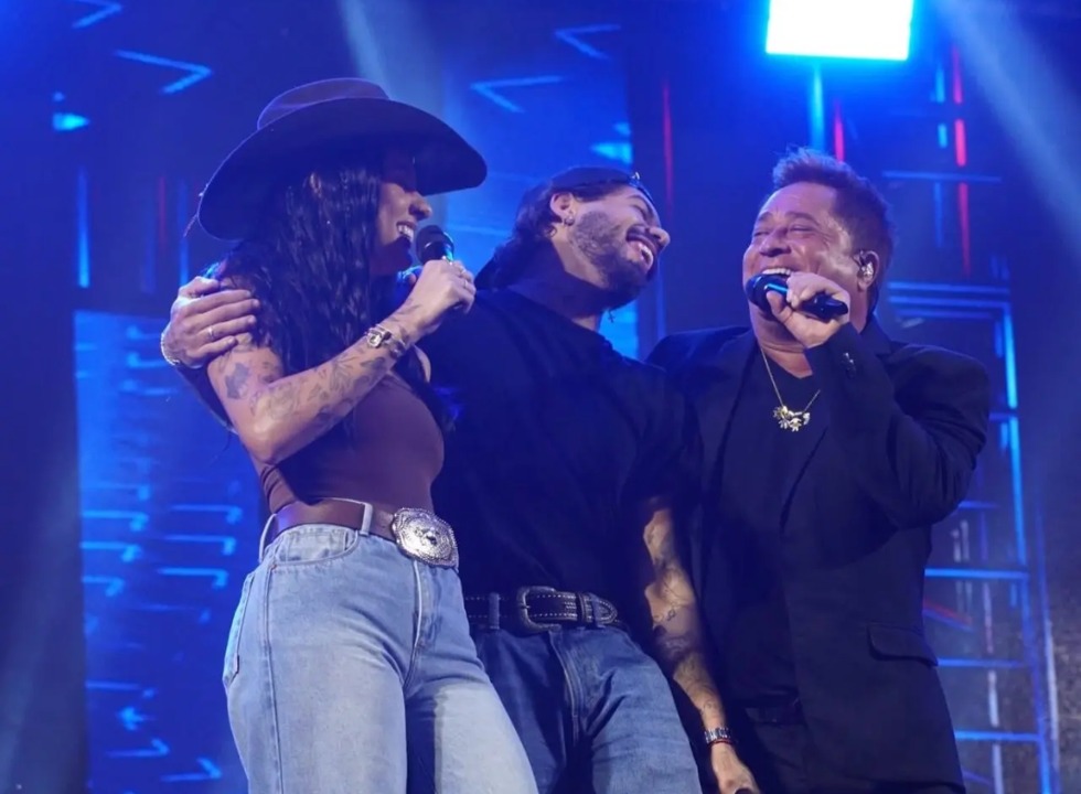 VÍDEO: Ana Castela e Zé Felipe surpreendem público em show de Leonardo na Exporandi