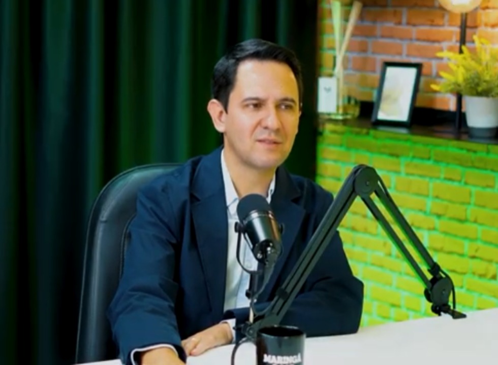 "Crenças sobrepõem propostas": Valenciano analisa por que 'visão de mundo' é crucial para eleger deputados e senadores