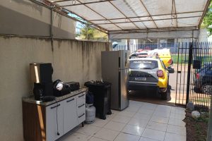 Homem é preso após comprar eletrodomésticos que foram furtados da casa da vizinha, em Sarandi