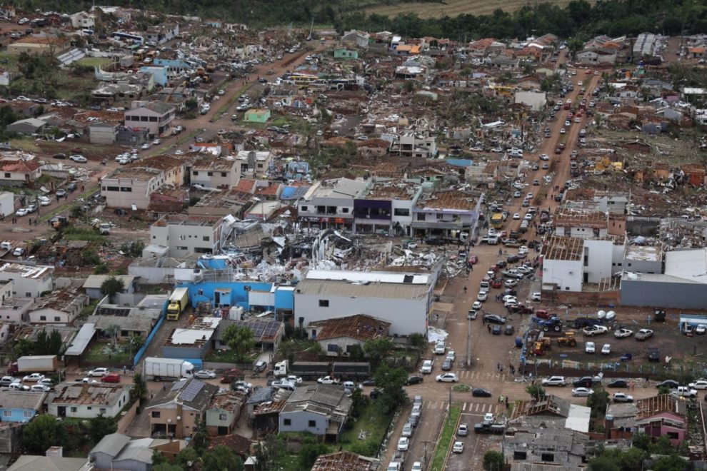 Itaipu Binacional presta apoio a vítimas do tornado em Rio Bonito do Iguaçu