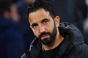 Manchester United vira sobre o Crystal Palace e encerra má fase na Premier League