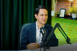 Tiago Valenciano é o convidado do Ponto a Ponto e abre o jogo sobre "guerra ideológica", polêmicas e o futuro dos grandes eventos