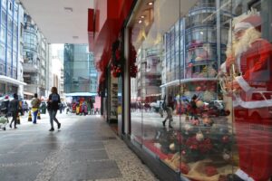 Compra e troca de produtos: Defensoria explica direitos com os presentes de Natal