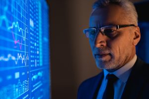 Empresas acreditam mais em si do que em melhora do cenário econômico do país, mostra estudo do IBEF-PR