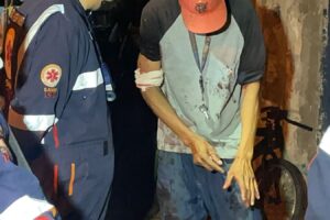 No dia do aniversário, tio é esfaqueado pela sobrinha em Sarandi