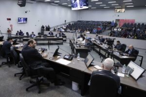 Por 18 votos, Câmara de Maringá aprova isenção de IPTU para terreno da Cocamar por 10 anos