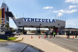 Cem turistas brasileiros deixaram a Venezuela após ataque dos EUA