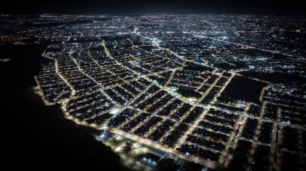 Com apoio da Itaipu, Pinhais alcança 100% da iluminação pública em LED