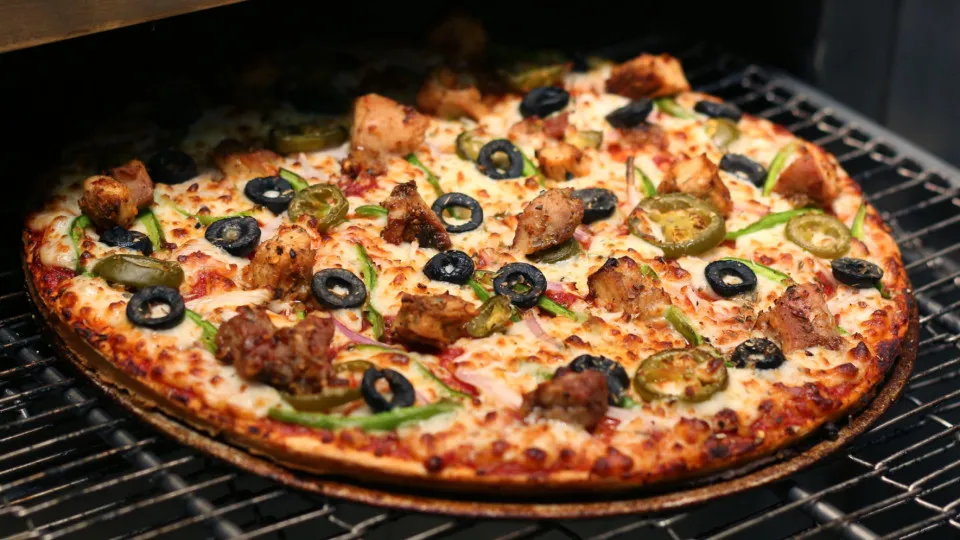 Pizzaria promete fatia gratuita a vítimas de assalto em Pinheiros, em SP