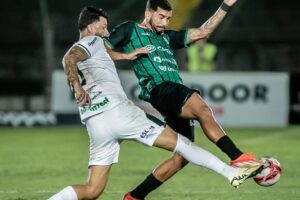 União entre Maringá FC e Galo pode classificar os dois times no Paranaense