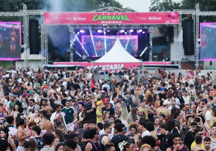 Carnaval Maringá 2026 reúne 46 mil pessoas e arrecada 50 toneladas de alimentos