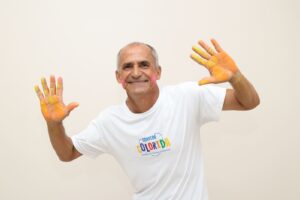 Medalhista olímpico, Vanderlei Cordeiro é embaixador da Corrida Colorida do Hospital da Criança de Maringá