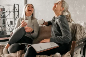 Reduz o estresse, melhora a saúde do coração e é de graça: sabe o que é?