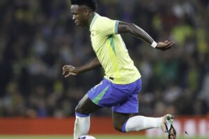 Brasil enfrenta França em fase final de preparação para Copa do Mundo