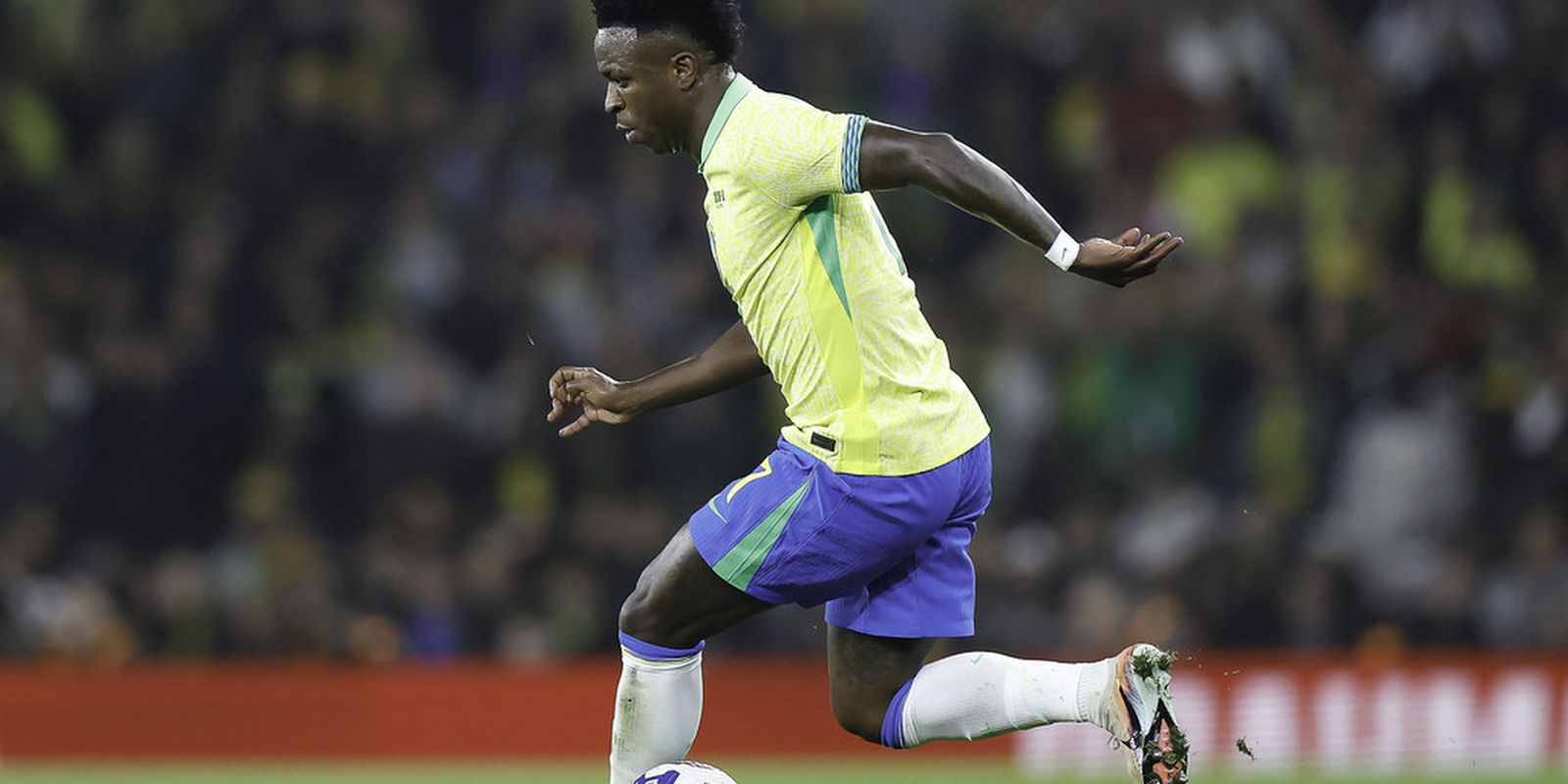 Brasil enfrenta França em fase final de preparação para Copa do Mundo