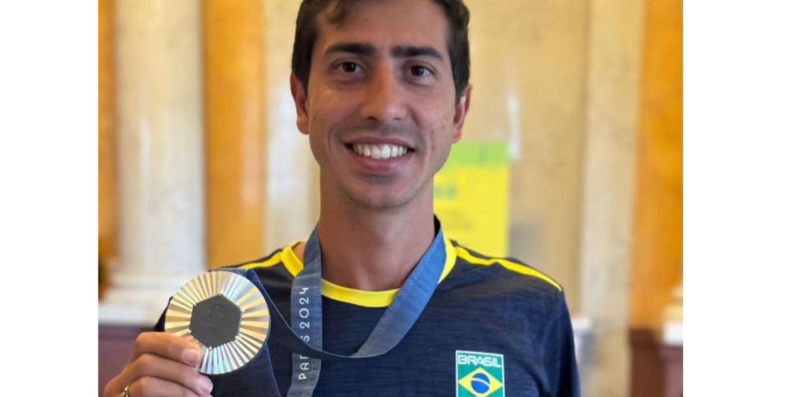 Caio Bonfim ganha prata em etapa mundial da marcha atlética na China