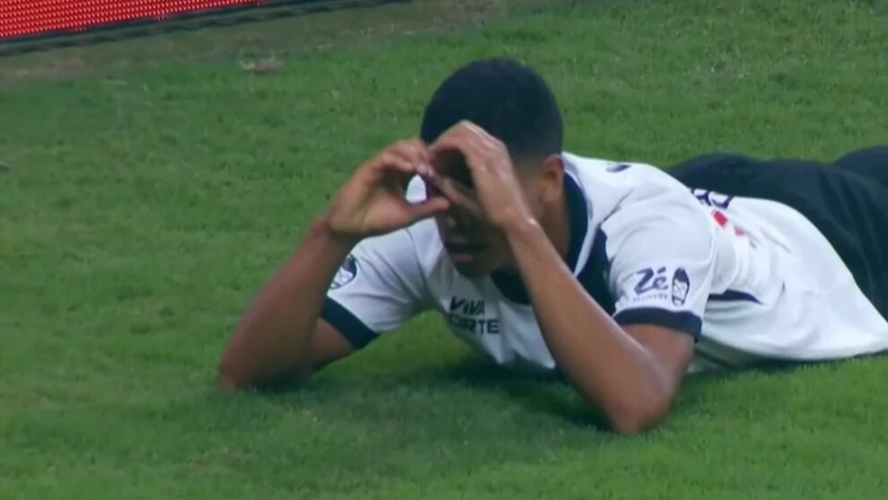 Cauan Barros vive noite de anti-herói no empate entre Cruzeiro e Vasco