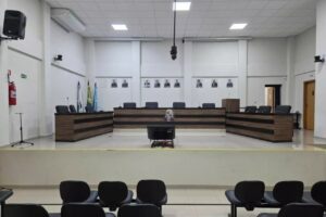 Em segunda discussão, Câmara de Sarandi aprova aumento de cadeiras, criação de férias e 13º para prefeito e vereadores