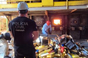 Polícia incinera mais de uma tonelada de drogas em Campo Mourão