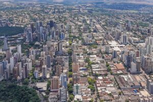 Tempo firme e calor ganham força em Maringá nesta quinta-feira (9)