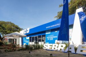 Sebrae/PR levará atendimento gratuito para pequenos negócios na Expoingá 2026