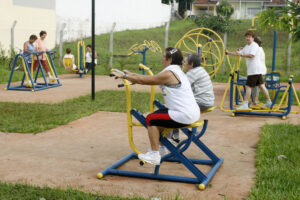 ATIs de Maringá passarão a contar com profissionais de educação física para orientar exercícios