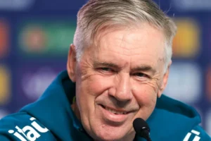 Ancelotti mantém dúvidas e amplia testes a uma semana da estreia da seleção na Copa