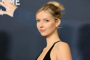 Celebridades que usaram looks iguais – quem ficou melhor?