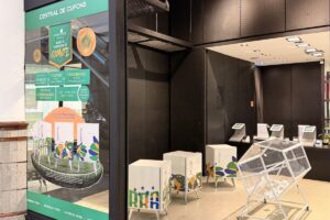 Clima de Copa no Maringá Park: shopping vai sortear frigobares personalizados toda semana