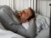 Veja o que acontece com seu corpo ao dormir do lado esquerdo