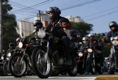Justiça manda prefeitura de São Paulo liberar Uber Moto
