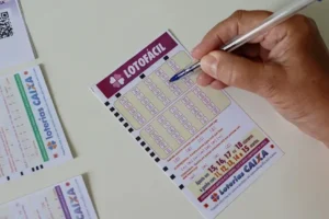 Lotofácil tem dois ganhadores; Quina e Lotomania acumulam para os próximos sorteios
